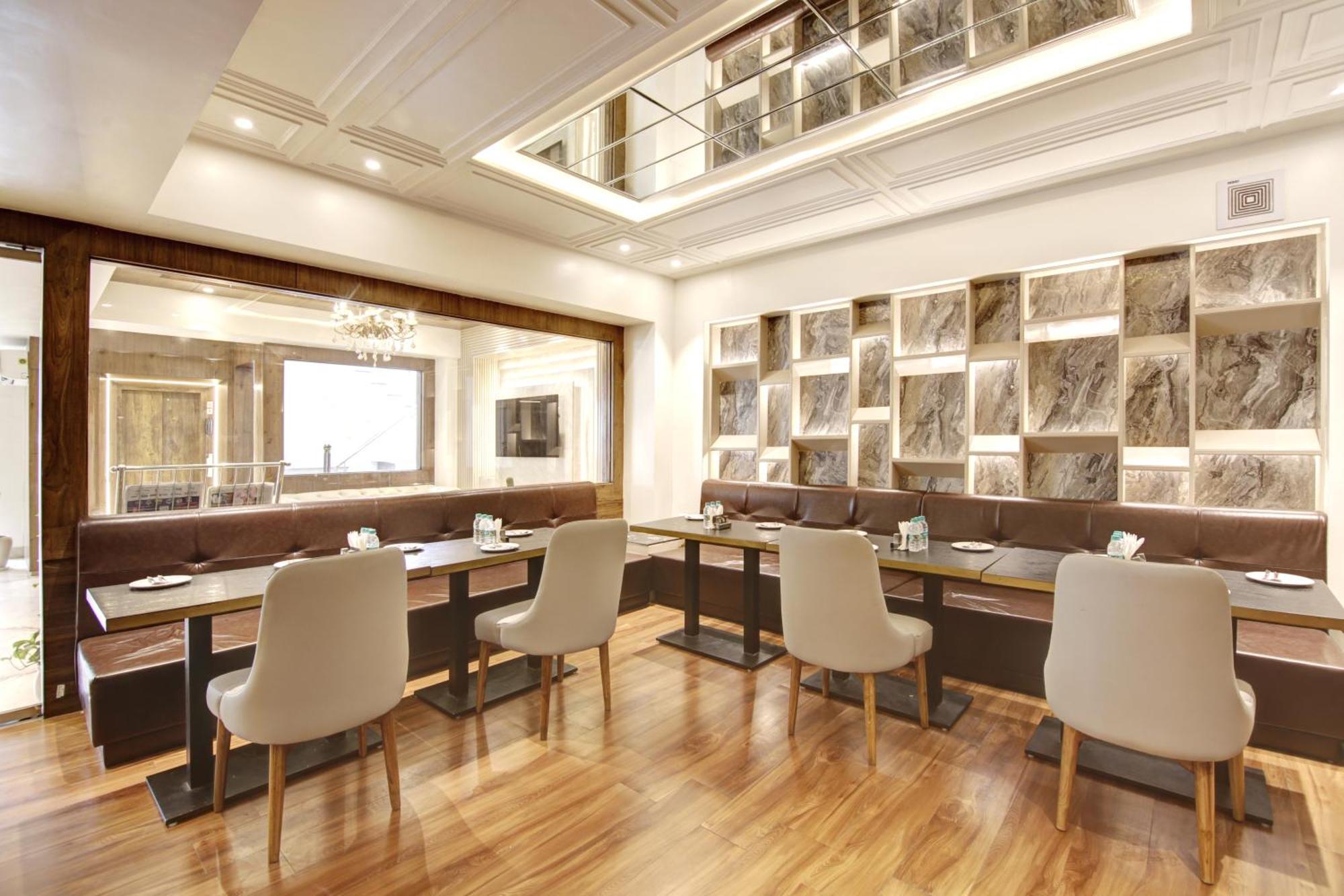 Marks Hotel & Banquet Noida Eksteriør bilde