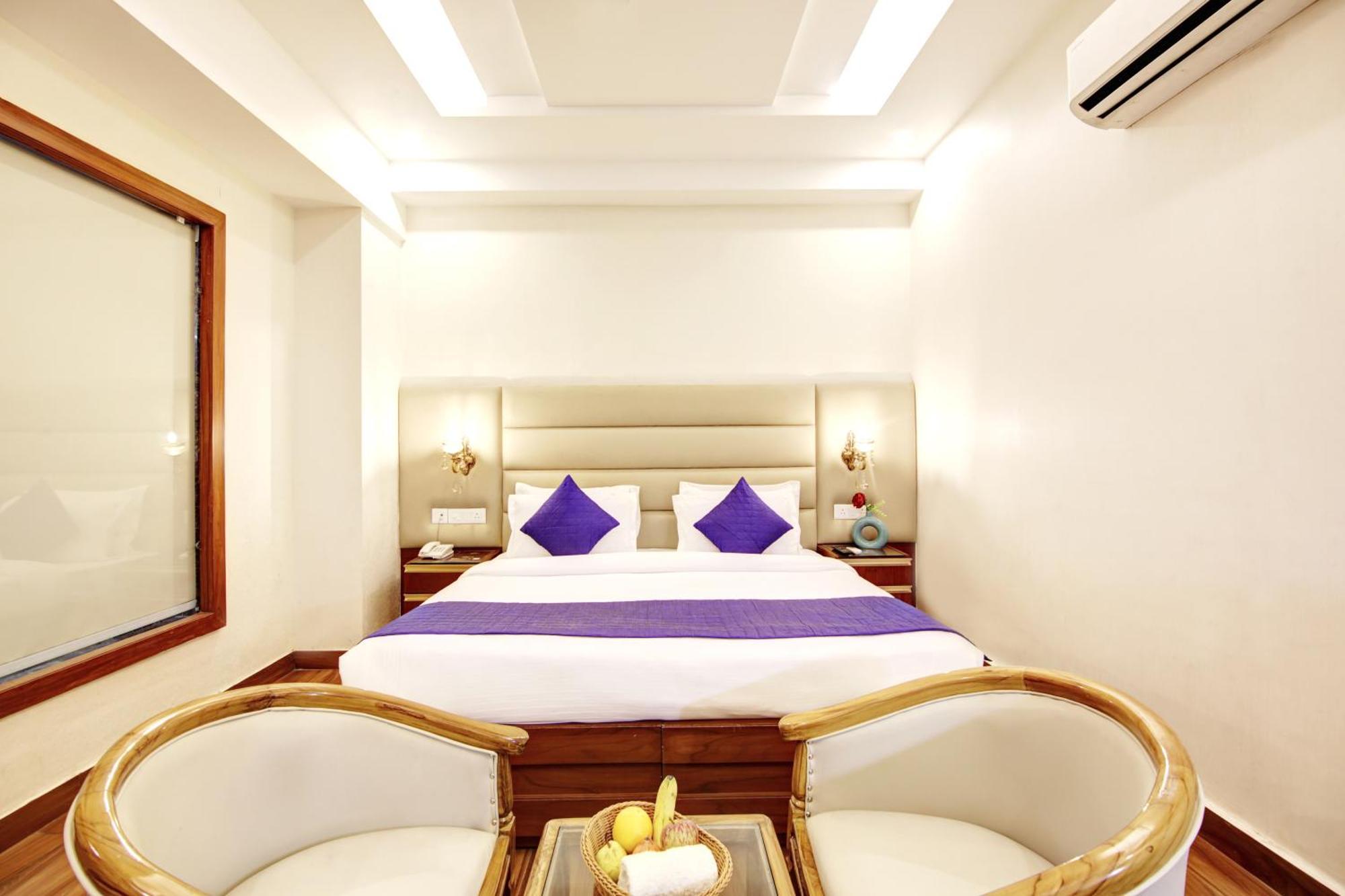 Marks Hotel & Banquet Noida Eksteriør bilde