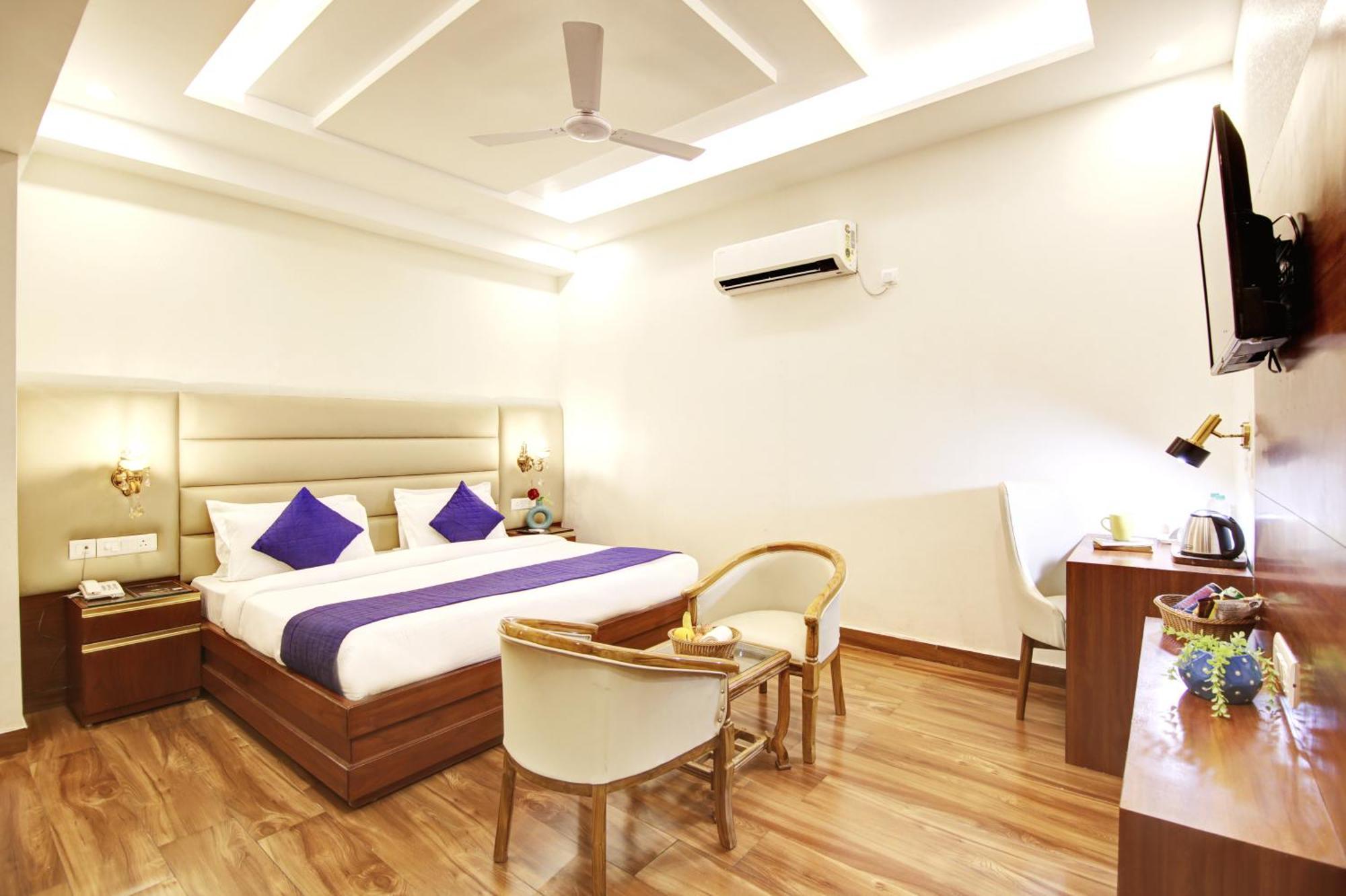 Marks Hotel & Banquet Noida Eksteriør bilde