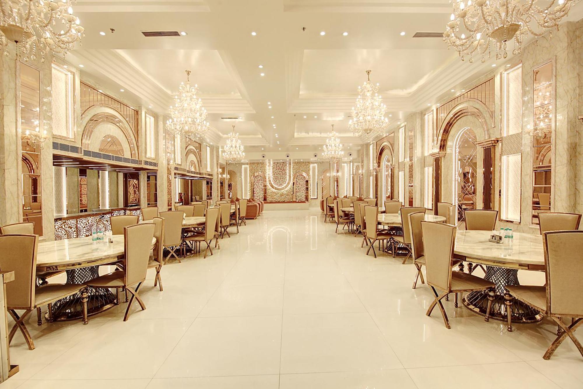 Marks Hotel & Banquet Noida Eksteriør bilde